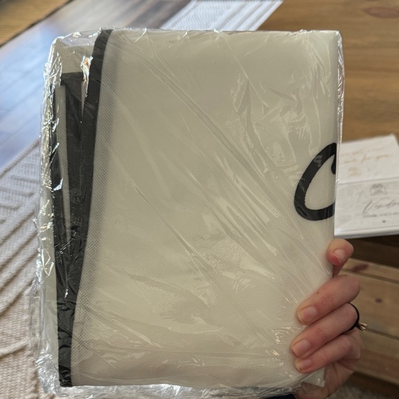 Bridal Subscription Box - Picture 3 of 9